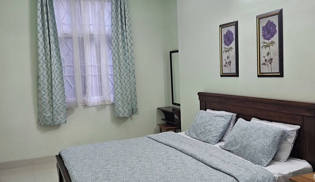 APT 4 Spacious 3-bedroom apartment with WiFi, AC in delightful Hyderabad