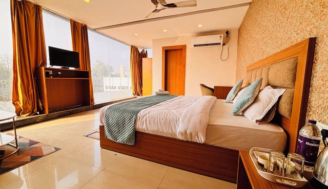 Aqoss Hotel