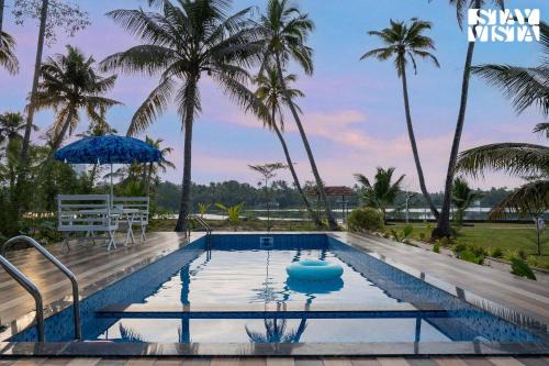 Aqua Vista Riverview by StayVista - Private Pool