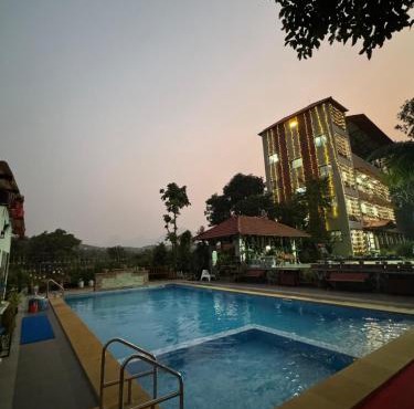 Arav Resort