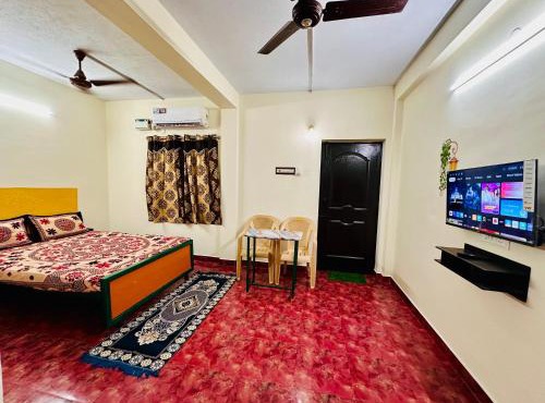Aravind Guest House