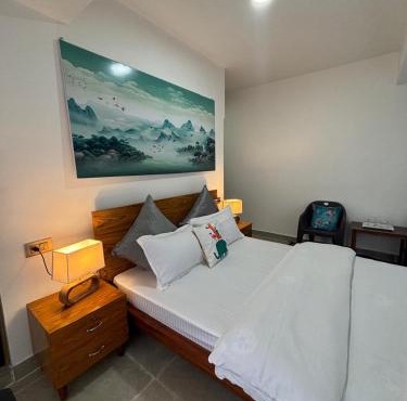 Arcane viewfinder homestay
