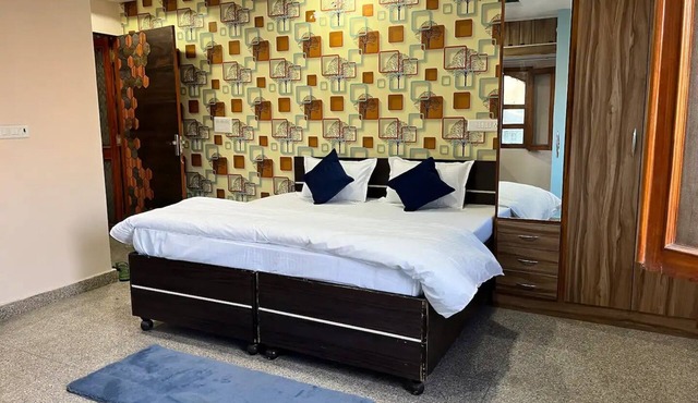 ARCH HERITAGE: Live in the Heart of Jaipur's Heritage & Foodie Paradise