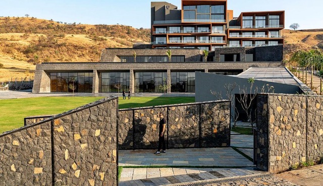 Aria Resort & Spa