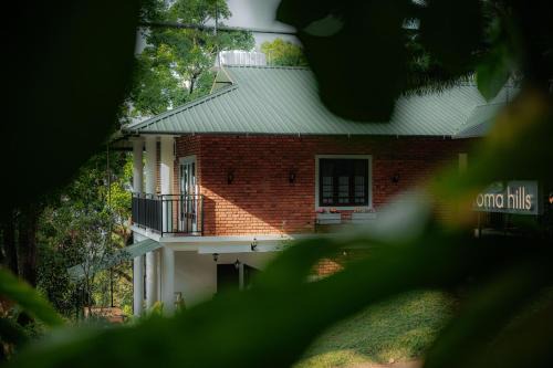 Aroma Hills Resort Munnar