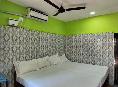Arputha Lodge
