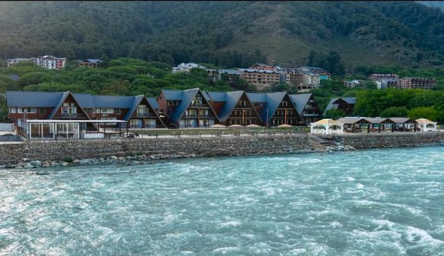 Asal Riverside Pahalgam in Pahalgām