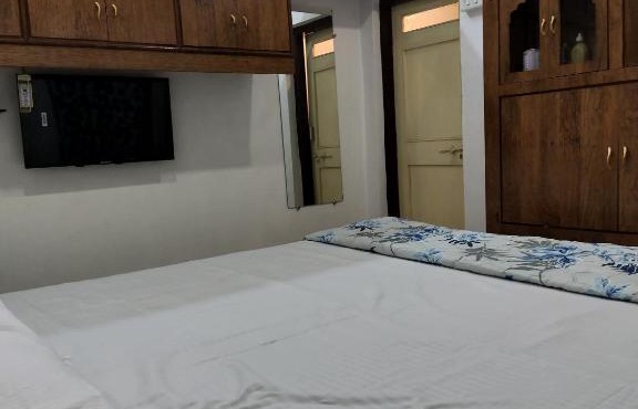 Ashutosh Hotel and Homestay