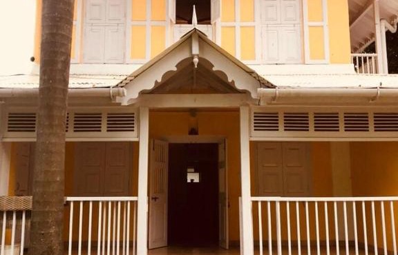 Atul Bhagat's Bungalow at kihim by the banyan shelters