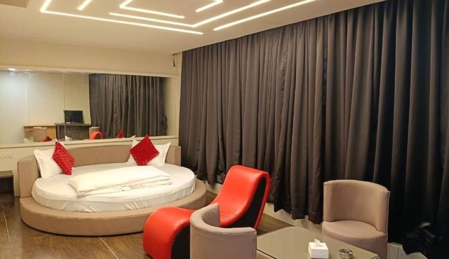 Aundh Elite Stay