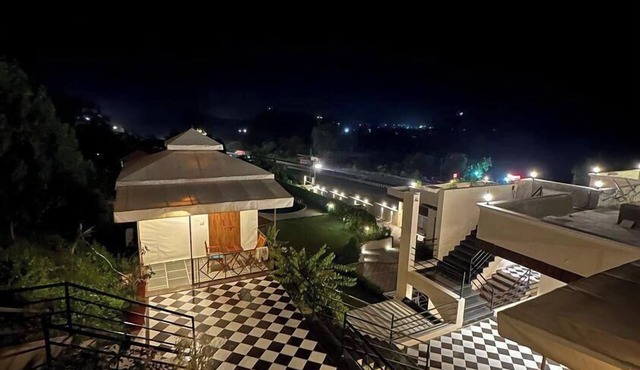 Aura Gold Resort