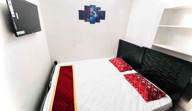 Aura Residency, 500m to Arunachala Temple