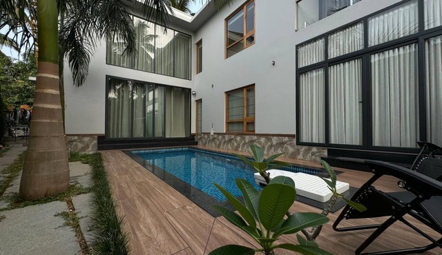 Aurora-The Pool Villa located at the heart of calicut city with all amenities.