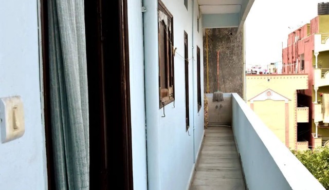 AVN302 - Lovely 1 Bedroom, AC, Wifi, Kitchen set