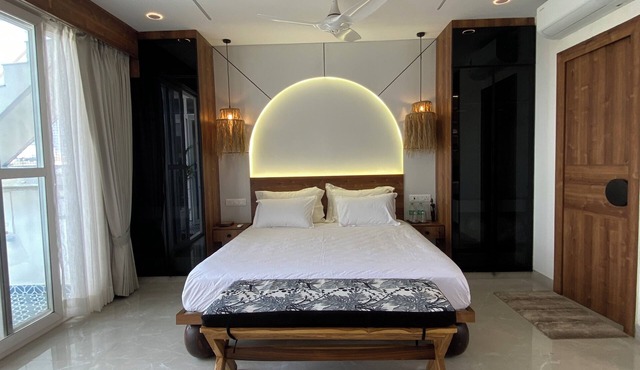 Avyam Blue Terrace Apartment in New Delhi! Room-1 (Deluxe)