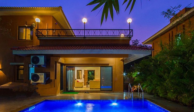 B-24 Spring - Wada by VEO, StayVista - 3BHK Pet-Friendly Villa with Private Pool in Vāda