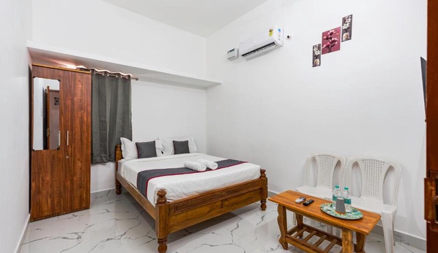 B2N Hotels Near Sri Ramachandra Hospital Porur