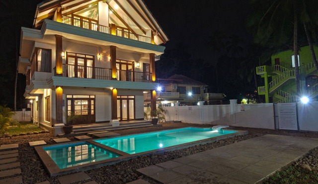 Bali Style Self Catered Villas, Spacious 10BHK with Private Swimming Pool