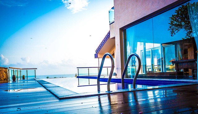 Balinese Sea View Villa With Infinity Pool