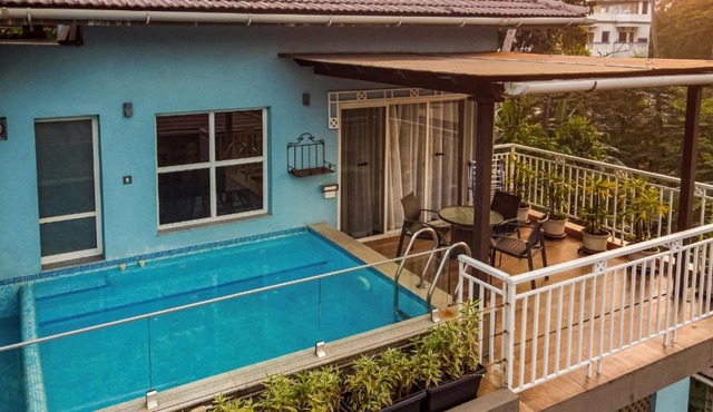 Beach 7 mins walk Luxury villa Diva
