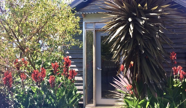 Beachbreaks Studio Marion Bay. in BREAM CREEK