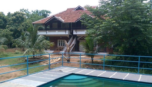 Beautiful Farm House in the heart of Mango Village