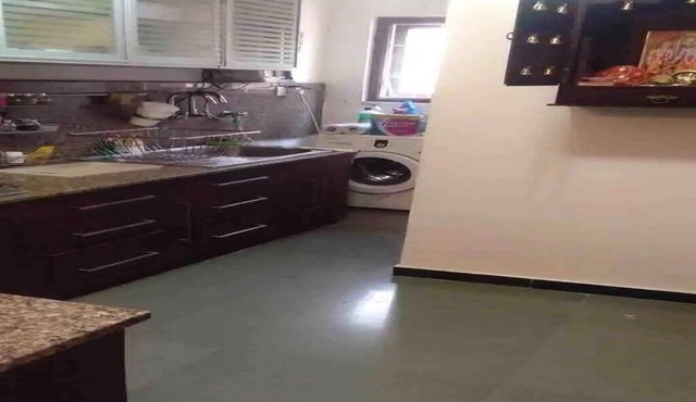 Besant Nagar, Fully Furnished Accommodates 6 adults-Wireless Internet ready