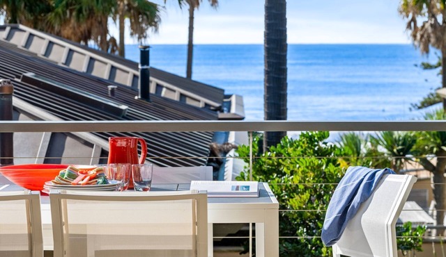 Between THE Flags by Palm Beach Holiday Rentals