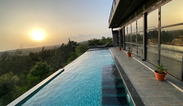 BEVINA MANE THE PRIVATE VILLA