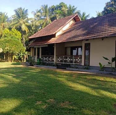 BharathaPuzha Resort