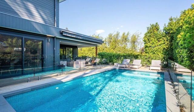 Bideawee | Coastal Luxe with Pool and Spa in Mount Martha