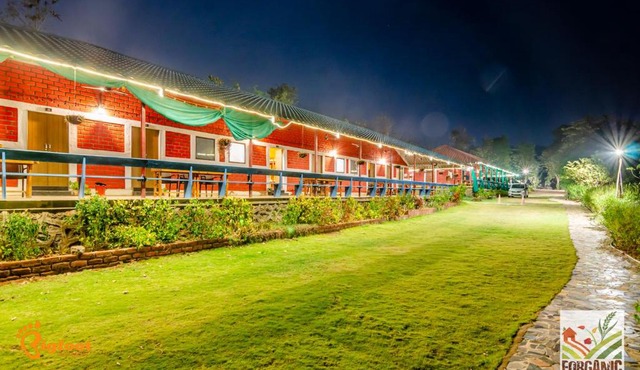 Bigfoot Stay - Forganic Farm & Agro Tourism