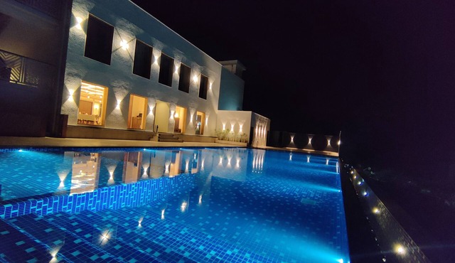 Bindiga Peak Resorts