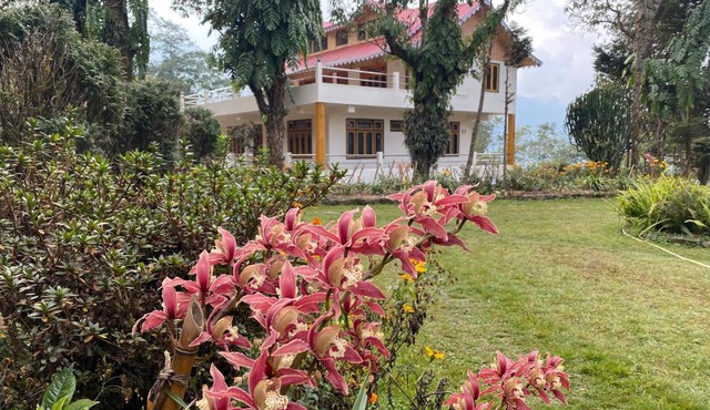 Bloomfield Farmhouse and Eco-Resort