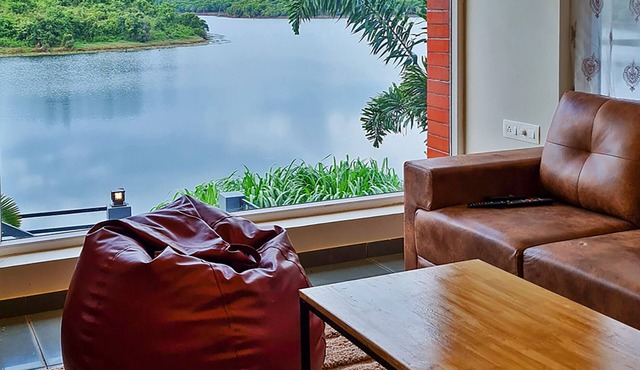 Bloomingdales Lake view Private Villa in Wayanadn