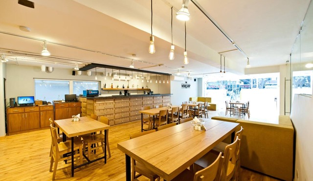 Bloomrooms @ Indiranagar