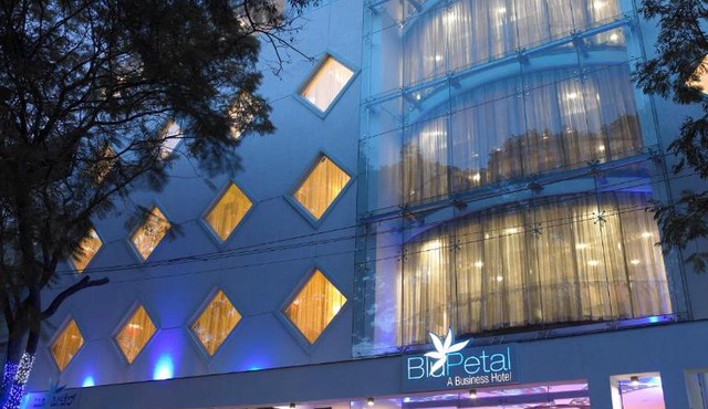 Blu Petal - A Business Hotel