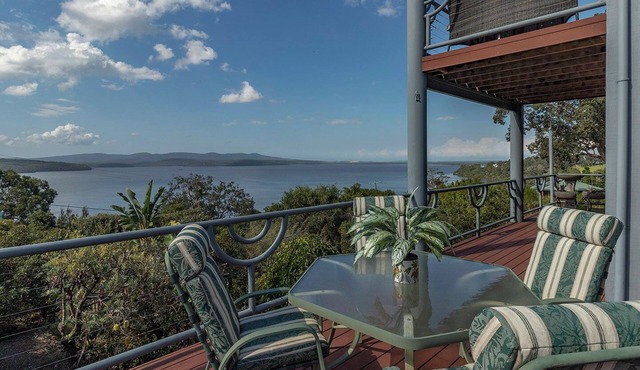Blue Waters Lakeside escape. in Mallacoota