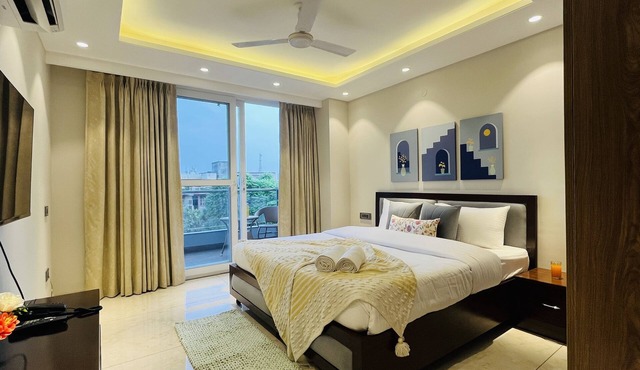 BluO 1BHK Suite - Balcony, Gym, Parking, Lift