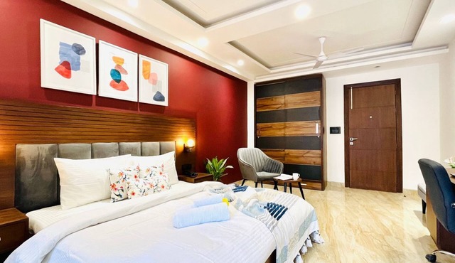 BluO Studio2 DLF CyberCity - Balcony, Gym TT, Lift