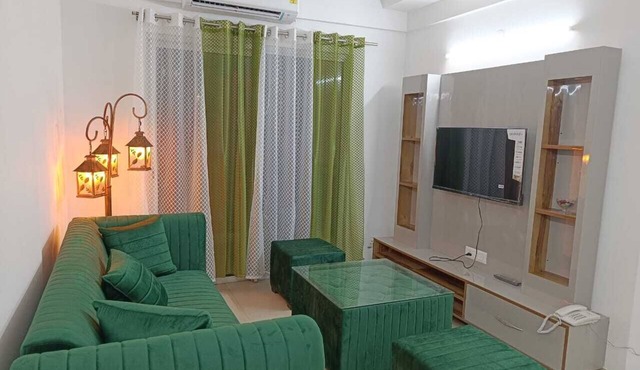BnBBuddy- Aarohi Homes@3bhk West Delhi