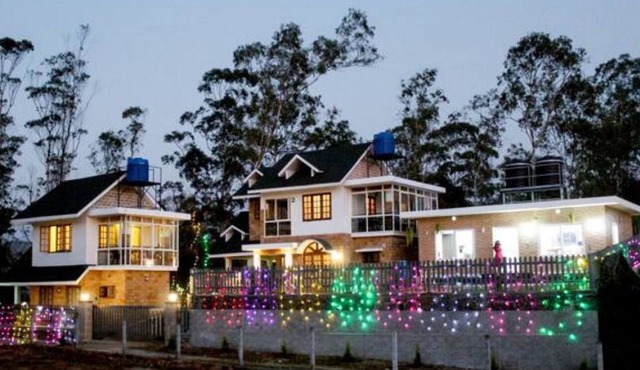 BonsNest Holiday Homes - Balcony Suite