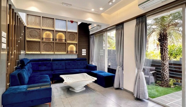 Boss 3 BHK With Pvt Pool By Stellar Stays