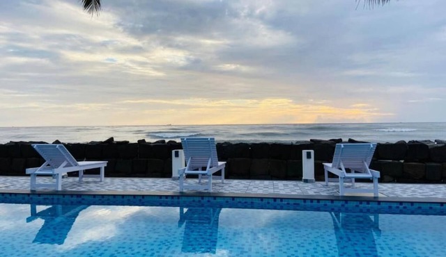 Breakwater Resort by Z Vacations