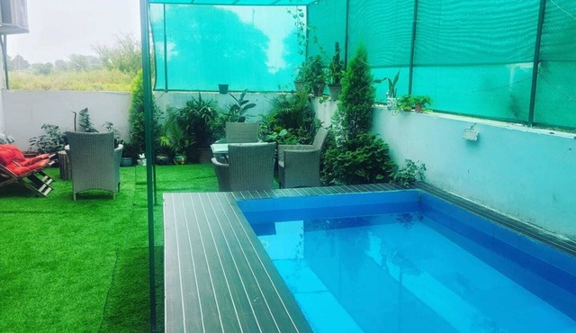 Bungalow with Swimming pool Mohali Chandigarh, party stay video shoot location