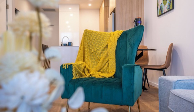Canberra 2 Bedroom Central Getaway | Stylish 2BR Apartment with Patio & Parking