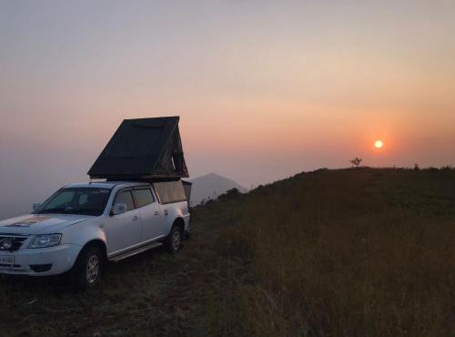 caravantrail journey & stay