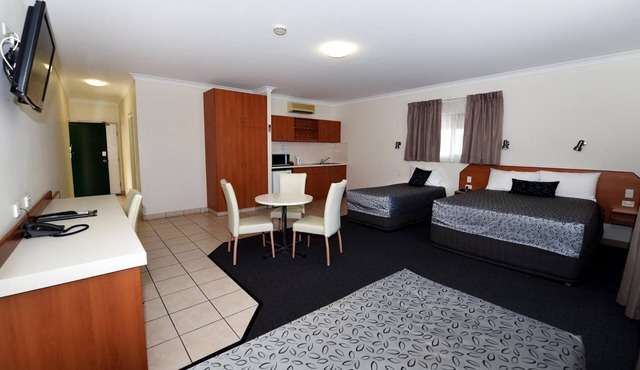 Carriers Arms Hotel in Maryborough
