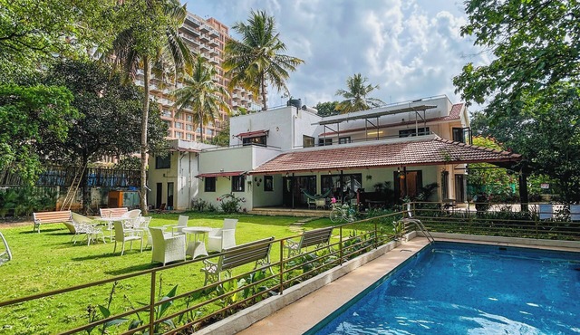 Casa blu 4BHK Spacez Pool & Garden Villa