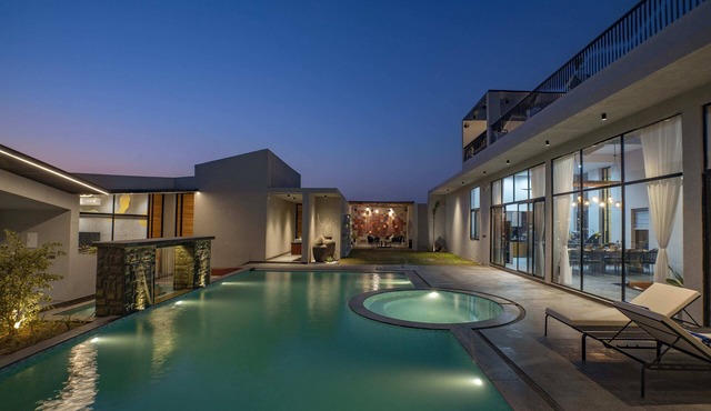 Casa Concreto: Luxury Concrete Villa-Heated Pool -Jodhpur-Rajasthan